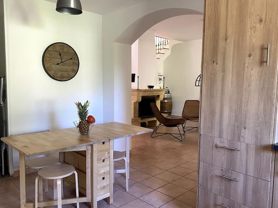 Une Oasis Au Pays De Cezanne Aix-en-Provence Exteriör bild