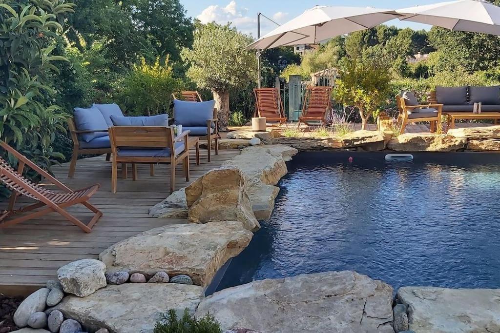 Une Oasis Au Pays De Cezanne Aix-en-Provence Exteriör bild